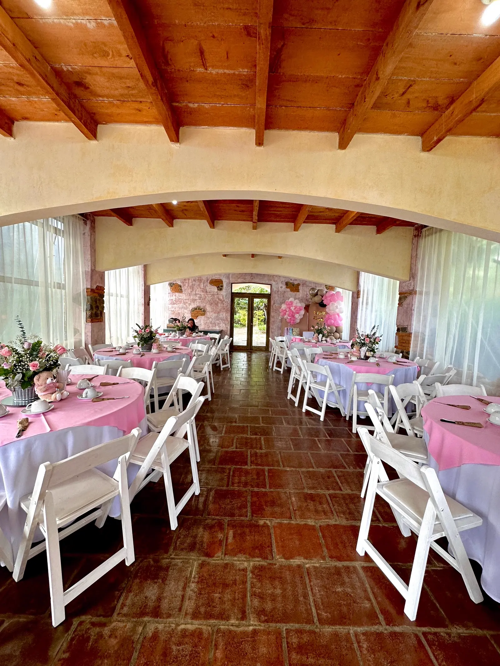 Reunión y celebración en Antigua Mágica 3